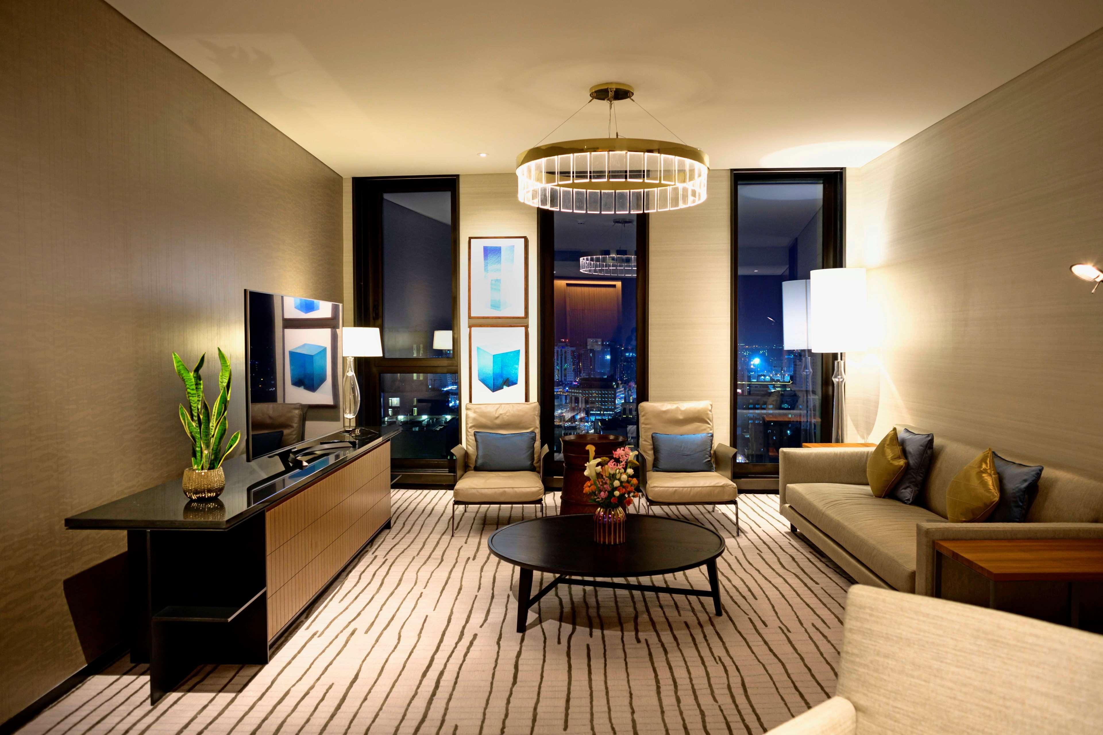 Park Hyatt Doha Hotel Exterior foto A suite at the hotel